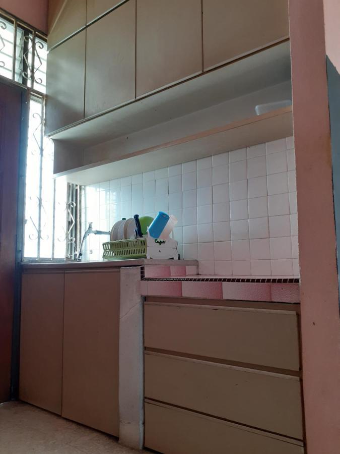 Homestay Idaman Tun Hussein - Harga Untuk 1 Rumah ,1 Bilik ,1 Bilik Air 4 Single Bed - Not Sharing Перай Екстер'єр фото