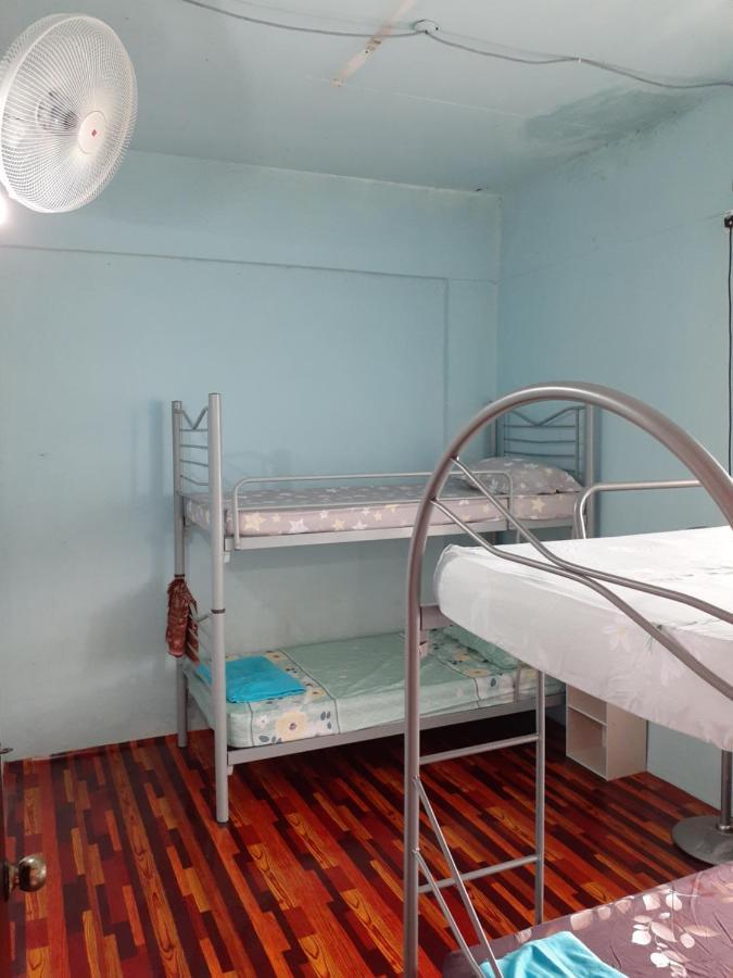 Homestay Idaman Tun Hussein - Harga Untuk 1 Rumah ,1 Bilik ,1 Bilik Air 4 Single Bed - Not Sharing Перай Екстер'єр фото